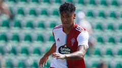 Renato Tapia padece una sobrecarga de gemelos