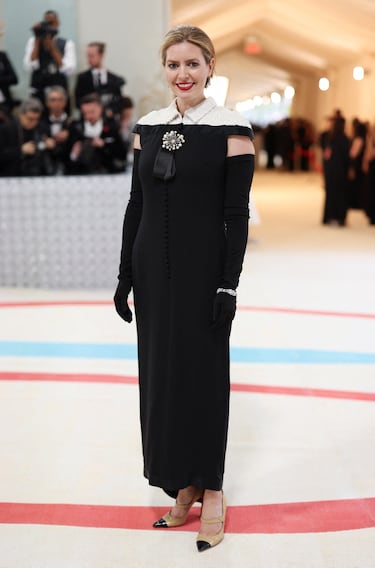 Eaddy Kiernan Bunzel.