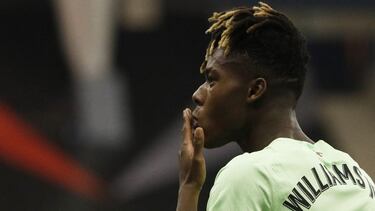 Soccer Football - Spanish Super Cup - Semi Final - Atletico Madrid v Athletic Bilbao - King Fahd International Stadium, Riyadh, Saudia Arabia - January 13, 2022 Athletic Bilbao's Nico Williams celebrates scoring their second goal REUTERS/Albert Gea