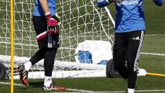 Ancelotti mantiene la incógnita para hoy: Keylor o Iker Casillas