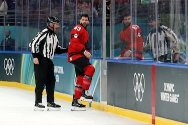 En total, Crinon acumula 19 partidos de sanción en cuatro años, y para muchos aficionados este nuevo incidente confirma sus temores sobre su actitud. La noticia concluye destacando que, para buena parte del público francés, lo ocurrido reafirma la idea de que Crinon no debería haber sido convocado para representar al país.