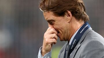 Soccer Football - Finalissima - Italy v Argentina - Wembley Stadium, London, Britain - June 1, 2022 Italy coach Roberto Mancini looks dejected after losing the Finalissima REUTERS/David Klein