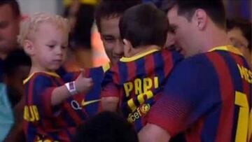 Los hijos de Messi y Neymar ya 'hacen migas' en el Camp Nou