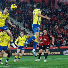 A Las Palmas solo le salva el gol average