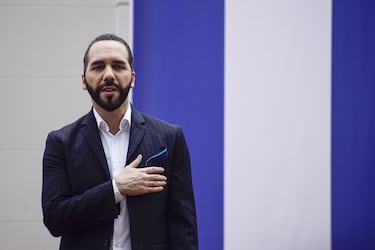 Qui¨¦n es Nayib Bukele, el presidente de El Salvador que aplica la ¡°mano dura¡± contra las bandas