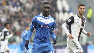 Balotelli con el Brescia.