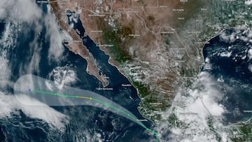 La Tormenta Tropical IVO permanecerá sobre el Pacífico mexicano dejando fuertes lluvias para las próximas horas.