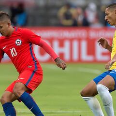 Jeisson Vargas cumplió sanción y podrá jugar ante Paraguay