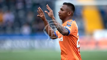 Morelos celebra su gol de forma polémica en la derrota de su equipo
