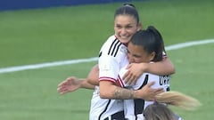 Colo Colo golea y sueña con la Copa