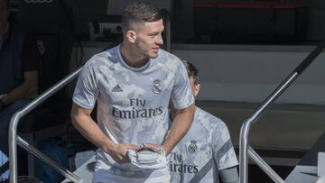 Jovic otra vez objeto de críticas en Serbia