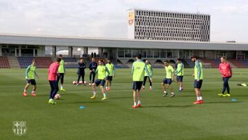 El Barça regresa al trabajo tras la derrota de ayer en Riazor