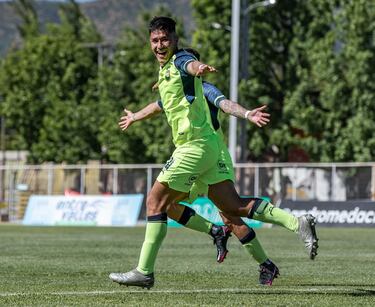 Estudia ingeniería, juega en Tercera y enfrentará a la UC: “Es una oportunidad inmensa”