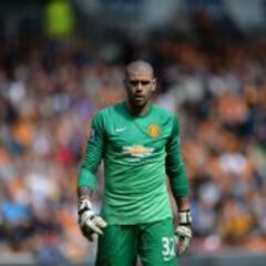 El Valencia también tendría a Víctor Valdés entre sus objetivos