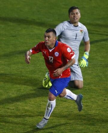 Gary Medel también integra la defensa del equipo ideal de la Copa América. 