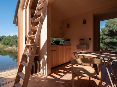 disfrutar de un lago.