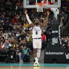 Sigue el respiro de los Lakers