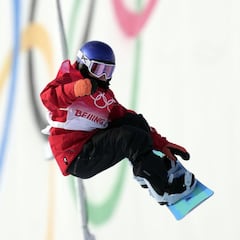 Entrevista Queralt Castellet: medalla de plata para la deportista consciente y persistente