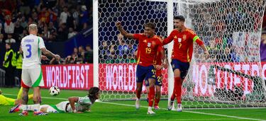 Gran acción de Nico Williams, sacándose un preciso centro a media altura, el cual roza Morata y termina golpeando en Calafiori, que la manda dentro de su propia portería. España insistió por todas las vías posibles para llegar al gol, pero fue italiano quien acabó introduciendo el balón en su propia portería, con Donnarumma vendido.