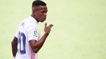Vinicius celebra el gol que le marcó al Levante.