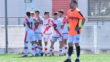 El Rayo Vallecano B goleó a la AD Torrejón CF (5-1) en el partido correspondiente a la Jornada 30 en el Grupo 7 de Tercera División RFEF disputado en la Ciudad Deportiva Fundación Rayo Vallecano.