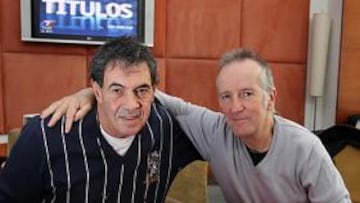 <b>ADMIRACIÓN. </b>Rubén y Pancho Varona, que mostró su veneración por el que calificó como "uno de los hombres que más alegrías ha dado a los sufridos aficionados atléticos".