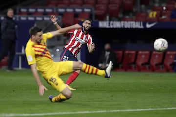 Carrasco marcó el 1-0 al final de la primera parte.