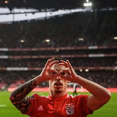 Españoles por Europa: Manolo Jiménez, Llorente, Grimaldo...