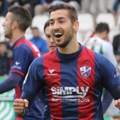 Rubi recupera a Akapo y Vadillo para el partido de Vallecas