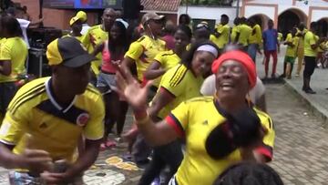 Locura en el pueblo de Yerry Mina...¡hasta hacen su bailecito!