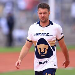 La fecha en la que podría aparecer Aaron Ramsey con Pumas