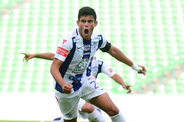 El hijo de Miguel Calero tiene nacionalidad mexicana pese a que nació en Colombia. Ha sido seleccionado cafetero en las menores pero podría decidirse por el combinado azteca en un futuro. El delantero tiene 19 años de edad y llegaría de 26 a la justa de 2026.