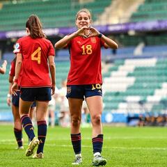 Cris Redondo, la niña que llegó al Atlético partido a partido