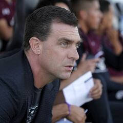 Guede analiza armar un equipo para la Copa y otro para el torneo