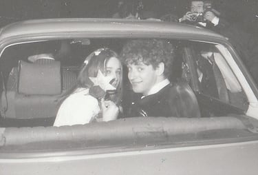 Así son las imágenes inéditas de Gustavo Cerati en Chile: “La hija de su fotógrafo me dio acceso a una bodega”