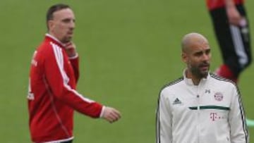Guardiola, con Ribery en Doha.