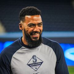 Dodgers firman a Teoscar Hernández con contrato millonario