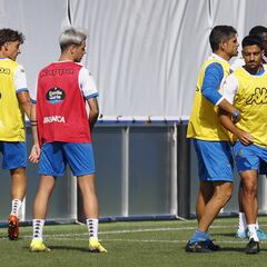 Hidalgo enseña la puerta de salida a Davo, Mfulu y Ochoa