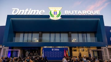PRESENTACION ESTADIO ONTIME BUTARQUE
JEFF LUHNOW PRESIDENTE DEL LEGANES
MIGUEL ANGEL RECUENCO ALCALDE DE LEGANES
24.09.25