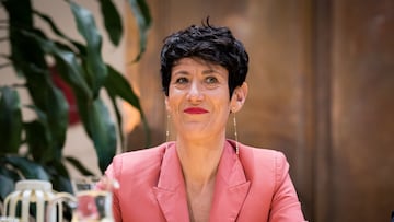 La ministra de Inclusión, Seguridad Social y Migraciones, Elma Saiz, durante la firma de un Protocolo General de Actuaciones entre el Ministerio de Inclusión e IKEA Ibérica, en la sede del ministerio, a 10 de junio de 2024, en Madrid (España). El Ministerio de Inclusión, Seguridad Social y Migraciones e Ikea han firmado hoy un Protocolo General de Actuaciones entre el propio ministerio y la empresa Ikea Ibérica. Este protocolo tiene por objeto facilitar la empleabilidad de las personas destinatarias del sistema de acogida de protección internacional. Además, contempla la puesta en marcha de proyectos de facilitación laboral que permitan una mejor integración y consecución de la autonomía de estas personas.
10 JUNIO 2024;MADRID;ELMA SAIZ;PROTOCOLO ACTUACIONES EMPLEABILIDAD REFUGIADOS
Diego Radamés / Europa Press
10/06/2024