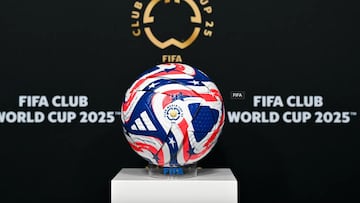 Presentan balón oficial del Mundial de Clubes