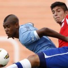 Uruguay confirmó a Rolan por Suárez para jugar con Chile