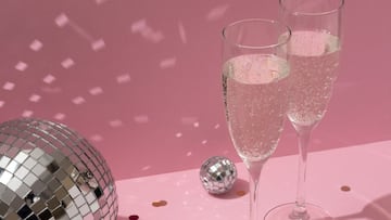 Las canciones más populares para dar la bienvenido al Año Nuevo 2026: ABBA, Mecano...