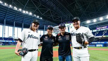 ¡Puro talento! ‘Checo’ Pérez y Verstappen lanzaron la primera bola de los Marlins