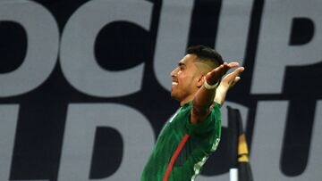 Mexico's midfielder Orbelin Pineda celebrates scoring his team's third goal during the Concacaf 2023 Gold Cup Group B football match between Mexico and Honduras at the NRG Stadium in Houston, Texas on June 25, 2023. (Photo by Mark Felix / AFP)