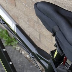 Mejora tus salidas en bicicleta con esta cubierta de gel para el sillín