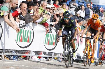 A dos etapas del final, Nairo se viste de rosa en el Giro de Italia