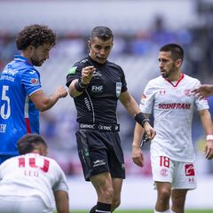 La victoria de Toluca vs Cruz Azul, envuelta en polémicas arbitrales