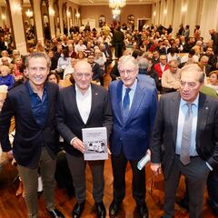 Ramón Martínez reúne al fútbol de Valladolid alrededor de su libro