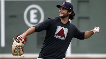 Tomado como la s&eacute;ptima selecci&oacute;n global del MLB Draft de 2015, Benintendi form&oacute; parte del campeonato de Serie Mundial de los Red Sox en 2018.